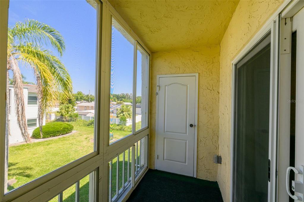 For Rent: $1,500 (1 beds, 1 baths, 747 Square Feet)
