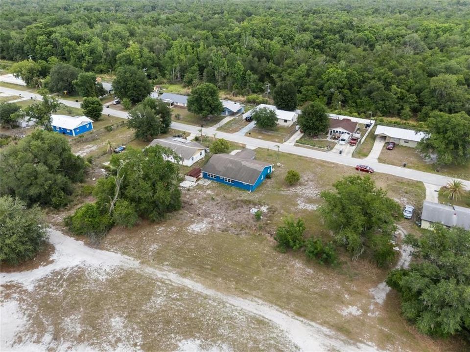 En Venta: $265,000 (4 camas, 2 baños, 2098 Pies cuadrados)