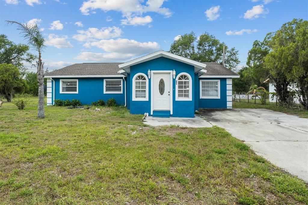 En Venta: $265,000 (4 camas, 2 baños, 2098 Pies cuadrados)