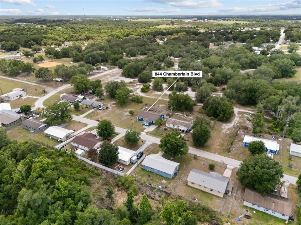 En Venta: $265,000 (4 camas, 2 baños, 2098 Pies cuadrados)