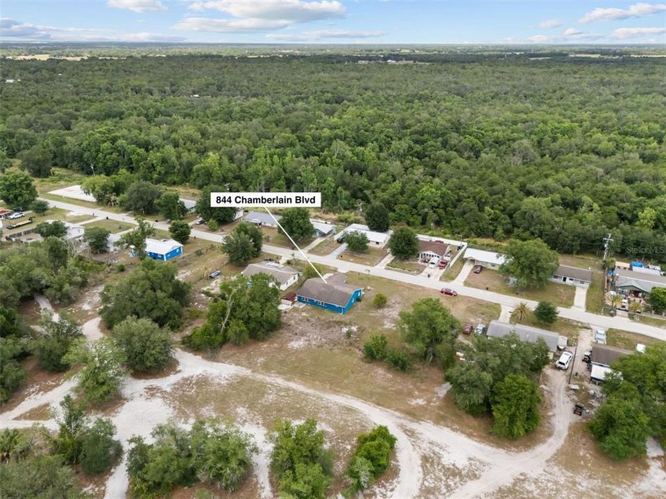 En Venta: $265,000 (4 camas, 2 baños, 2098 Pies cuadrados)