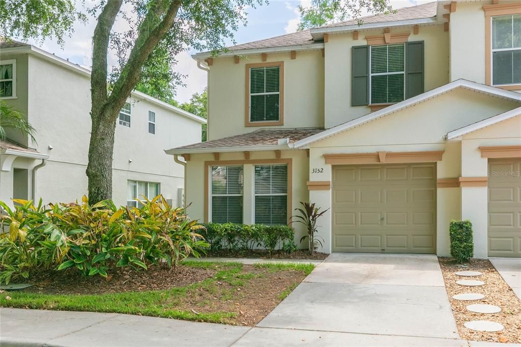 For Sale: $272,000 (4 beds, 2 baths, 1675 Square Feet)