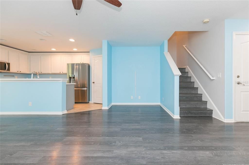 For Sale: $272,000 (4 beds, 2 baths, 1675 Square Feet)