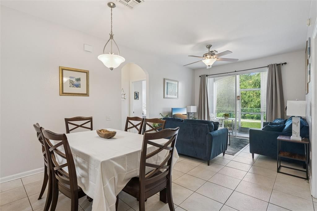 For Sale: $220,000 (3 beds, 2 baths, 1268 Square Feet)