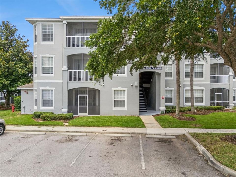 For Sale: $220,000 (3 beds, 2 baths, 1268 Square Feet)