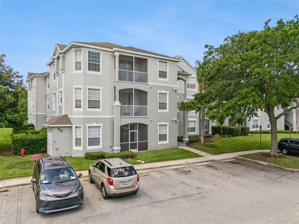 For Sale: $220,000 (3 beds, 2 baths, 1268 Square Feet)