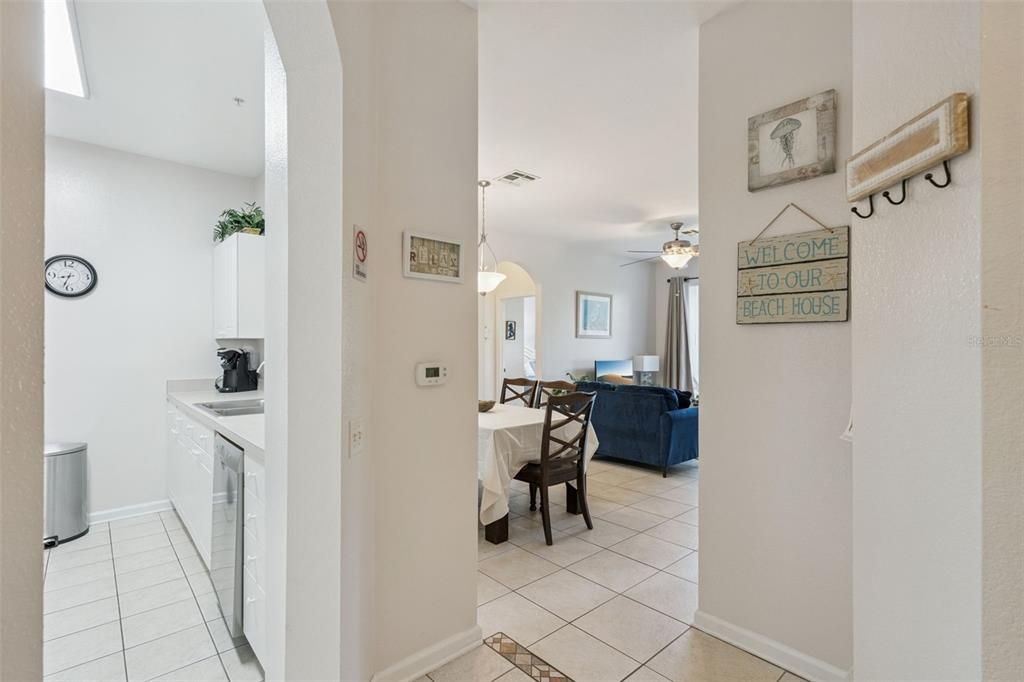 For Sale: $220,000 (3 beds, 2 baths, 1268 Square Feet)