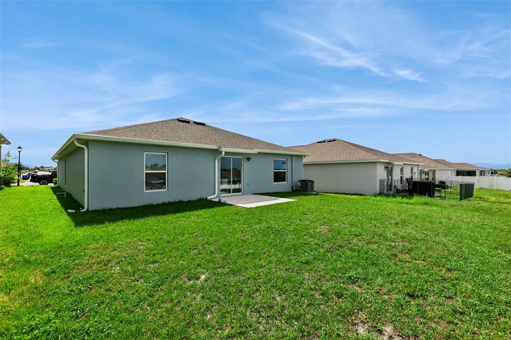 For Sale: $349,000 (3 beds, 2 baths, 1555 Square Feet)