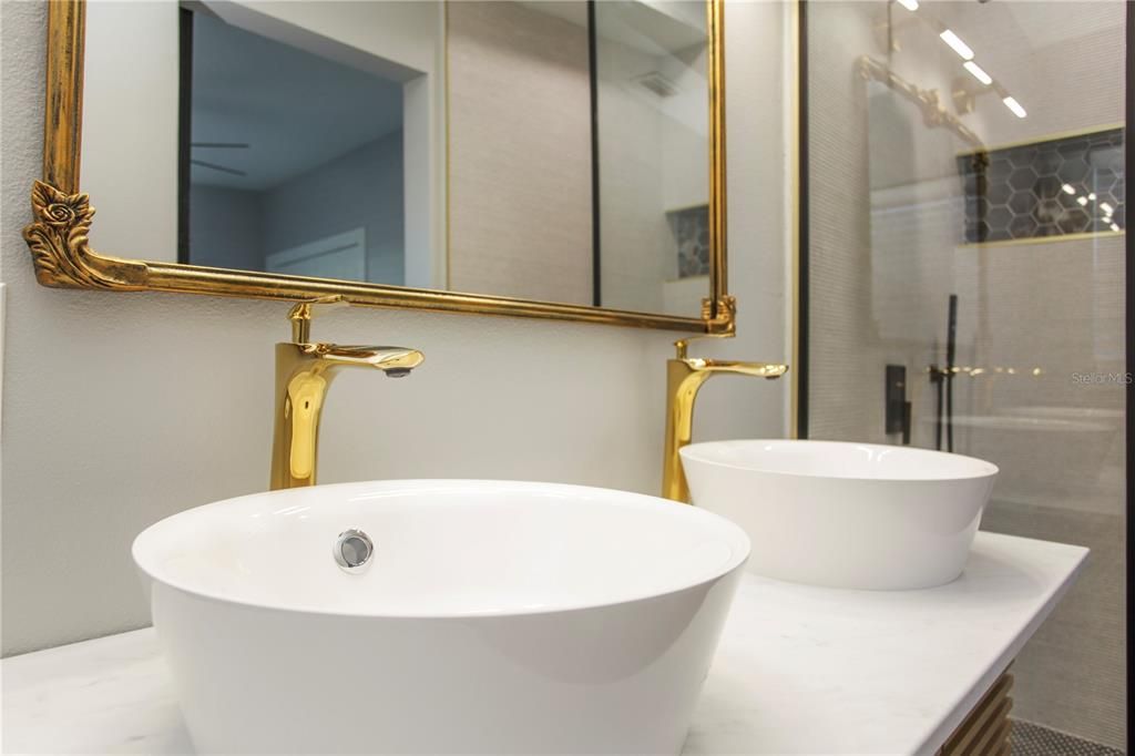 В аренду: $3,299 (3 спален, 2 ванн, 1671 Квадратных фут)