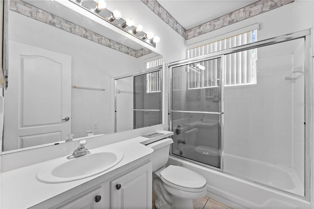 En Venta: $449,000 (2 camas, 2 baños, 1183 Pies cuadrados)