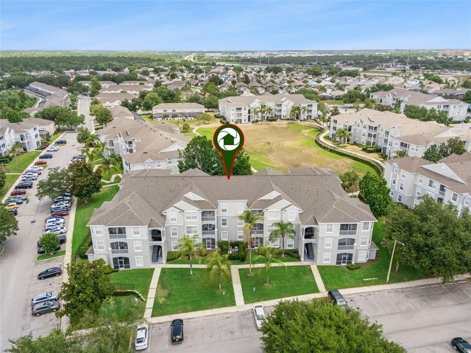 For Sale: $230,000 (3 beds, 2 baths, 1402 Square Feet)