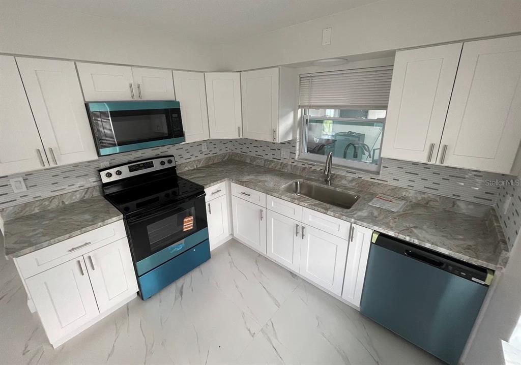 В аренду: $1,345 (2 спален, 1 ванн, 750 Квадратных фут)