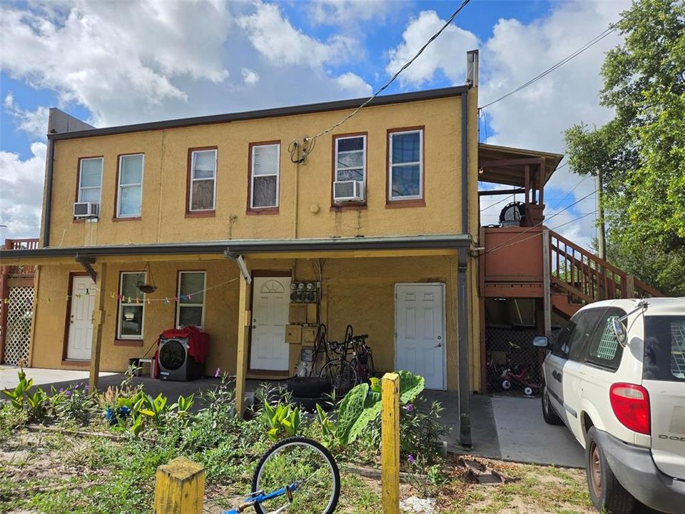 For Sale: $380,000 (8 beds, 0 baths, 2604 Square Feet)