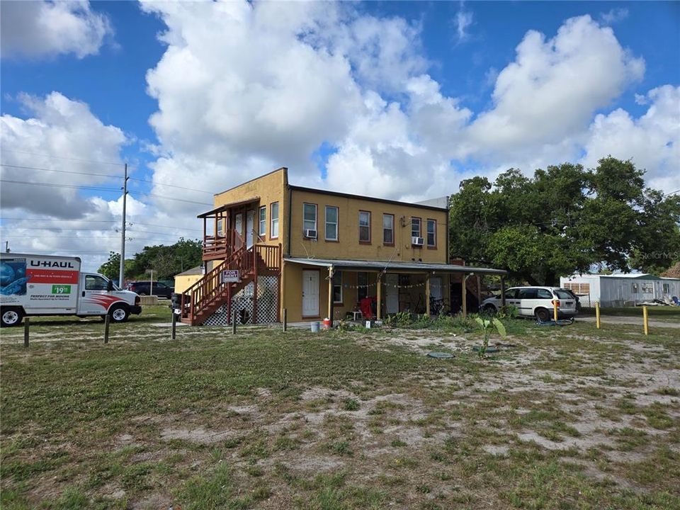 For Sale: $380,000 (8 beds, 0 baths, 2604 Square Feet)