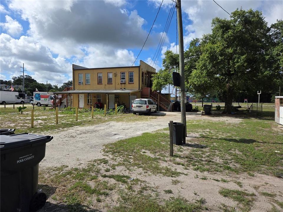 For Sale: $380,000 (8 beds, 0 baths, 2604 Square Feet)