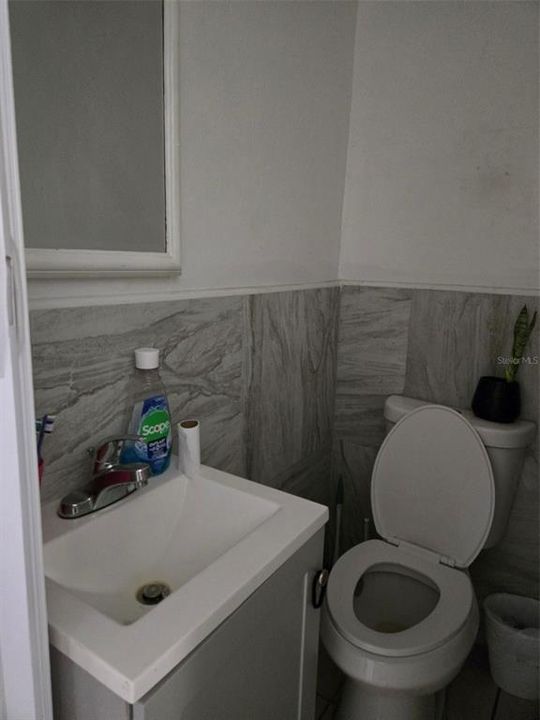 For Sale: $380,000 (8 beds, 0 baths, 2604 Square Feet)