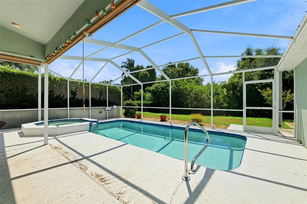 En Venta: $440,000 (3 camas, 2 baños, 2022 Pies cuadrados)