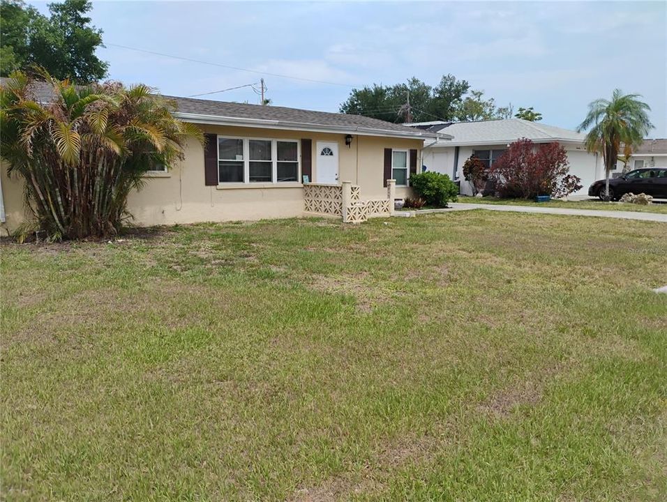 For Rent: $1,900 (3 beds, 1 baths, 1125 Square Feet)