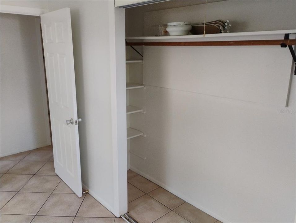 For Rent: $1,900 (3 beds, 1 baths, 1125 Square Feet)