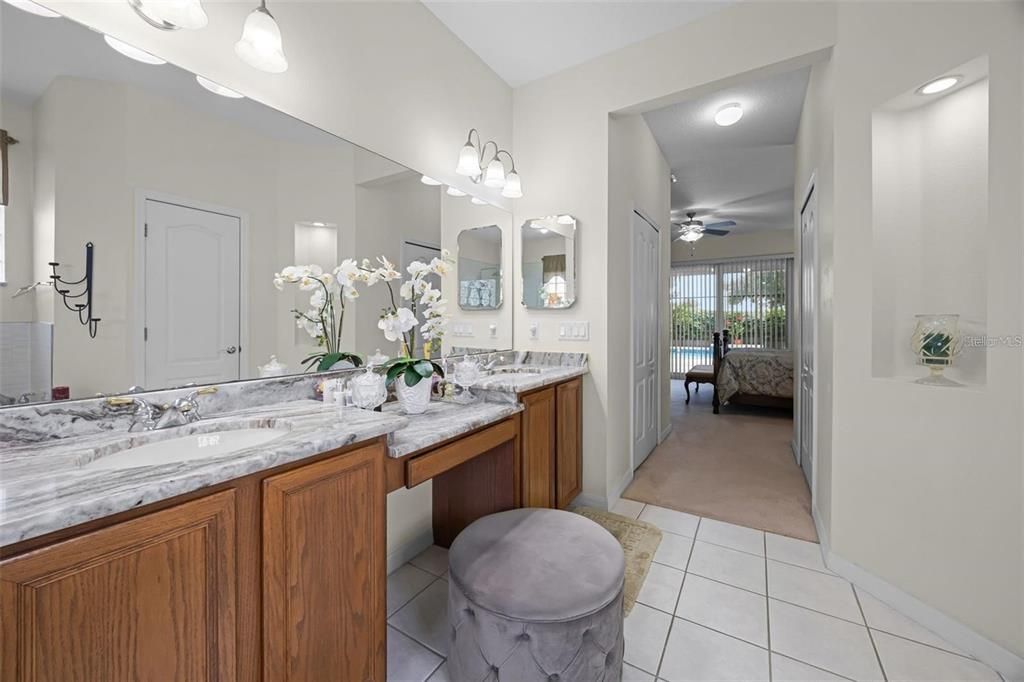 For Sale: $685,000 (4 beds, 3 baths, 2799 Square Feet)