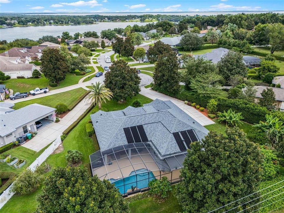 For Sale: $685,000 (4 beds, 3 baths, 2799 Square Feet)