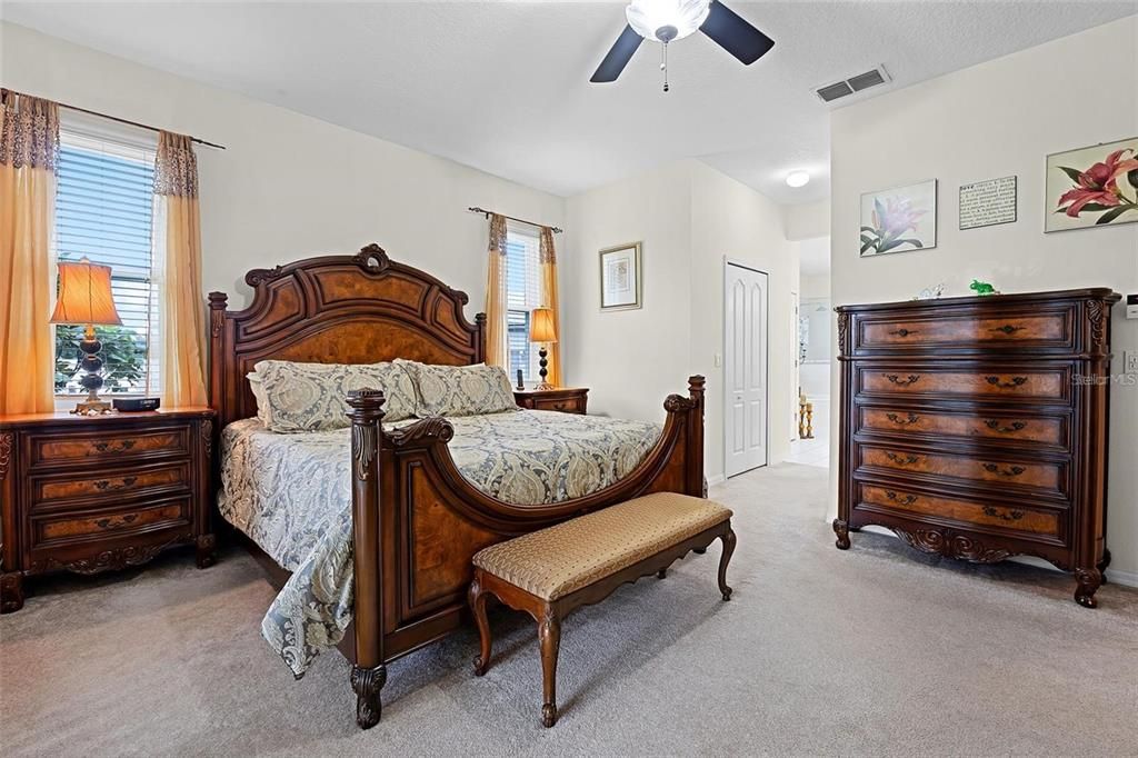 For Sale: $685,000 (4 beds, 3 baths, 2799 Square Feet)