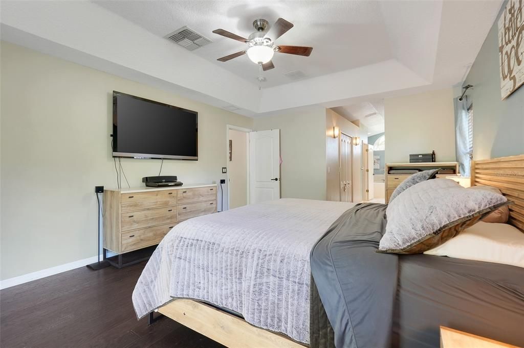 Active With Contract: $3,500 (3 beds, 2 baths, 2068 Square Feet)