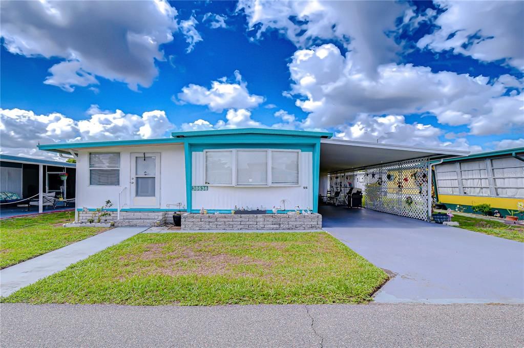 For Sale: $59,900 (2 beds, 1 baths, 684 Square Feet)
