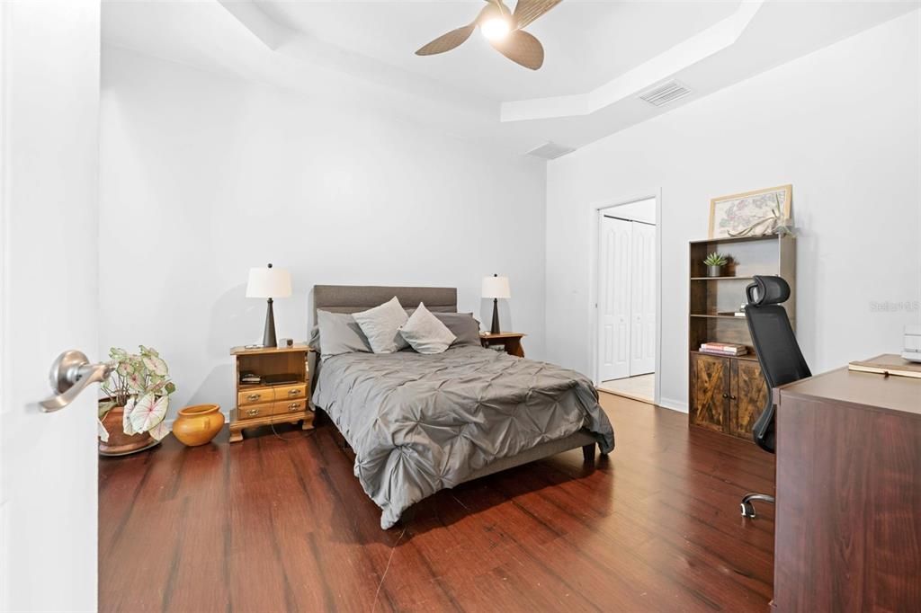 En Venta: $389,900 (3 camas, 2 baños, 1675 Pies cuadrados)