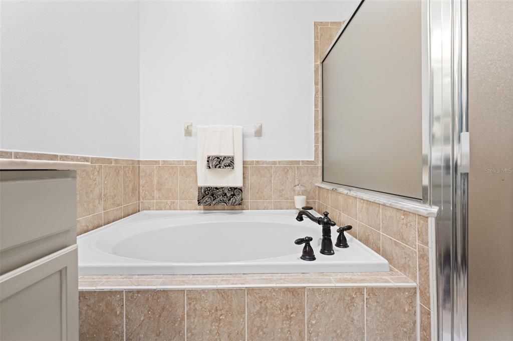 En Venta: $389,900 (3 camas, 2 baños, 1675 Pies cuadrados)