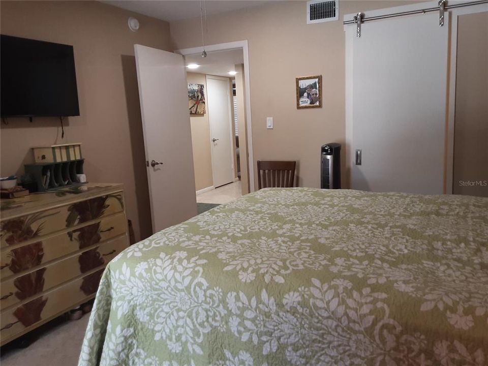 Activo con contrato: $194,000 (2 camas, 2 baños, 1014 Pies cuadrados)
