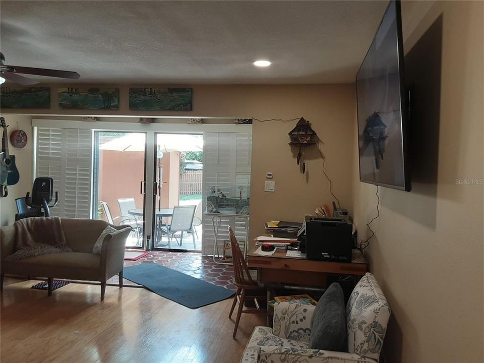 Activo con contrato: $194,000 (2 camas, 2 baños, 1014 Pies cuadrados)