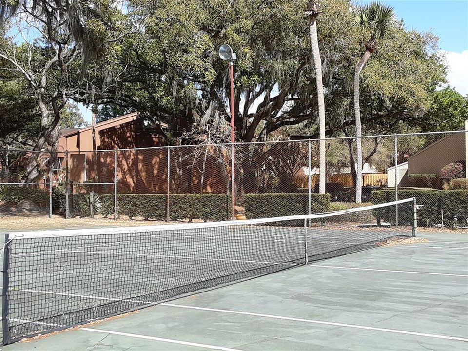 Activo con contrato: $194,000 (2 camas, 2 baños, 1014 Pies cuadrados)