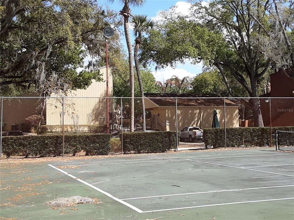 Activo con contrato: $194,000 (2 camas, 2 baños, 1014 Pies cuadrados)