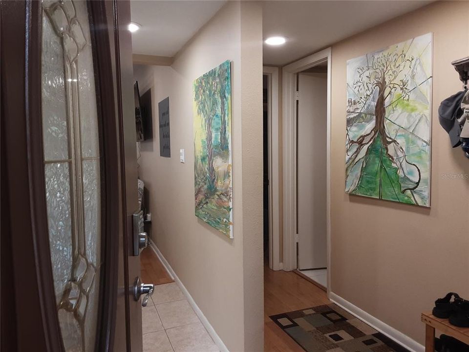 Activo con contrato: $194,000 (2 camas, 2 baños, 1014 Pies cuadrados)