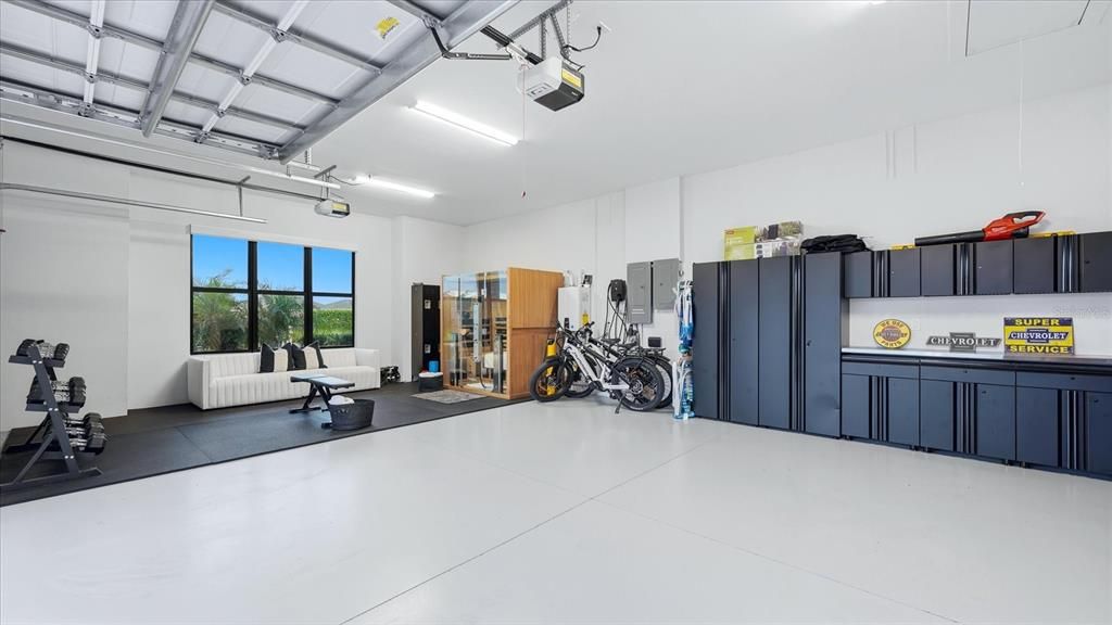 For Sale: $3,100,000 (3 beds, 4 baths, 3530 Square Feet)
