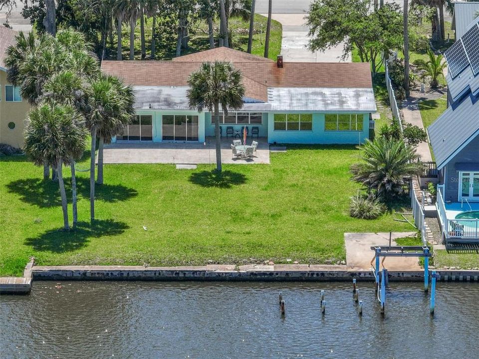 For Sale: $699,000 (3 beds, 3 baths, 1875 Square Feet)