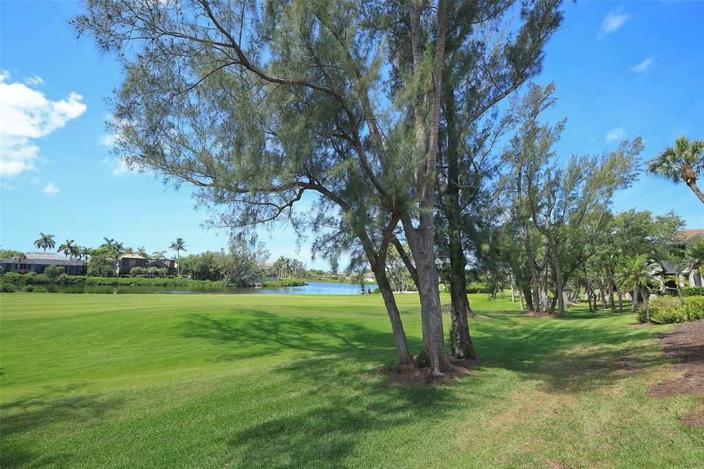 For Sale: $2,550,000 (4 beds, 4 baths, 4154 Square Feet)