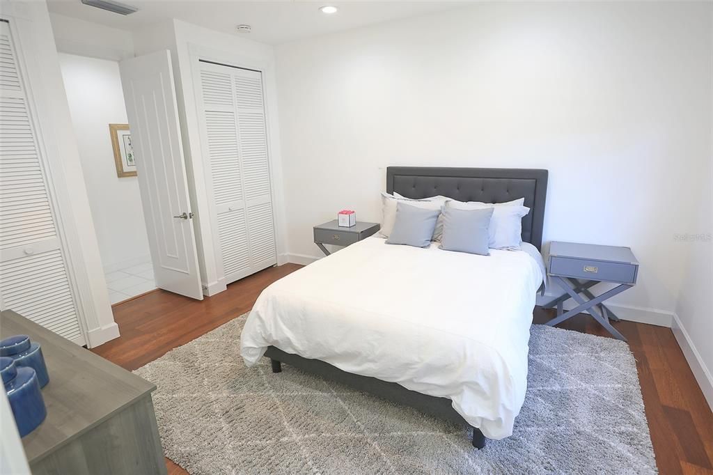 For Sale: $2,550,000 (4 beds, 4 baths, 4154 Square Feet)