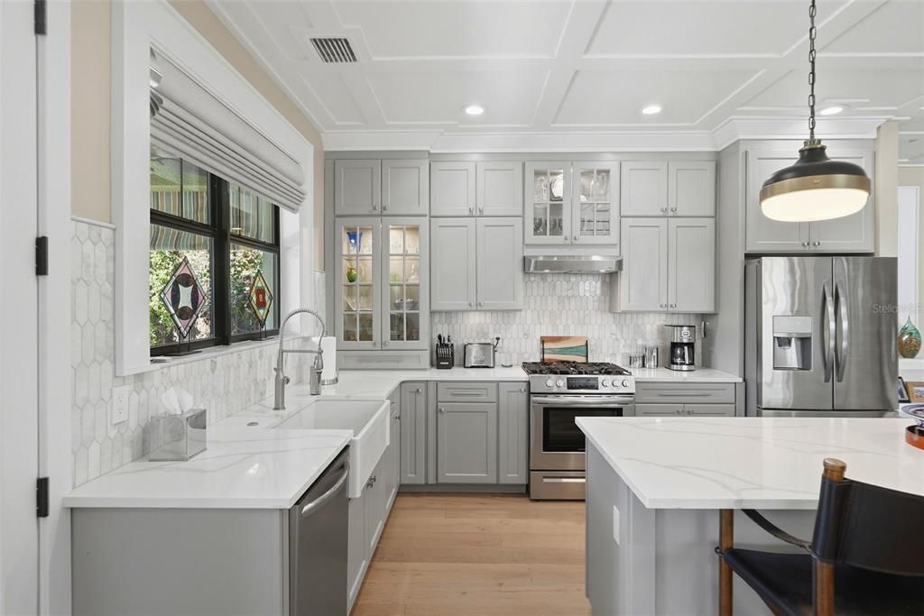 Active With Contract: $1,425,000 (4 beds, 2 baths, 2293 Square Feet)