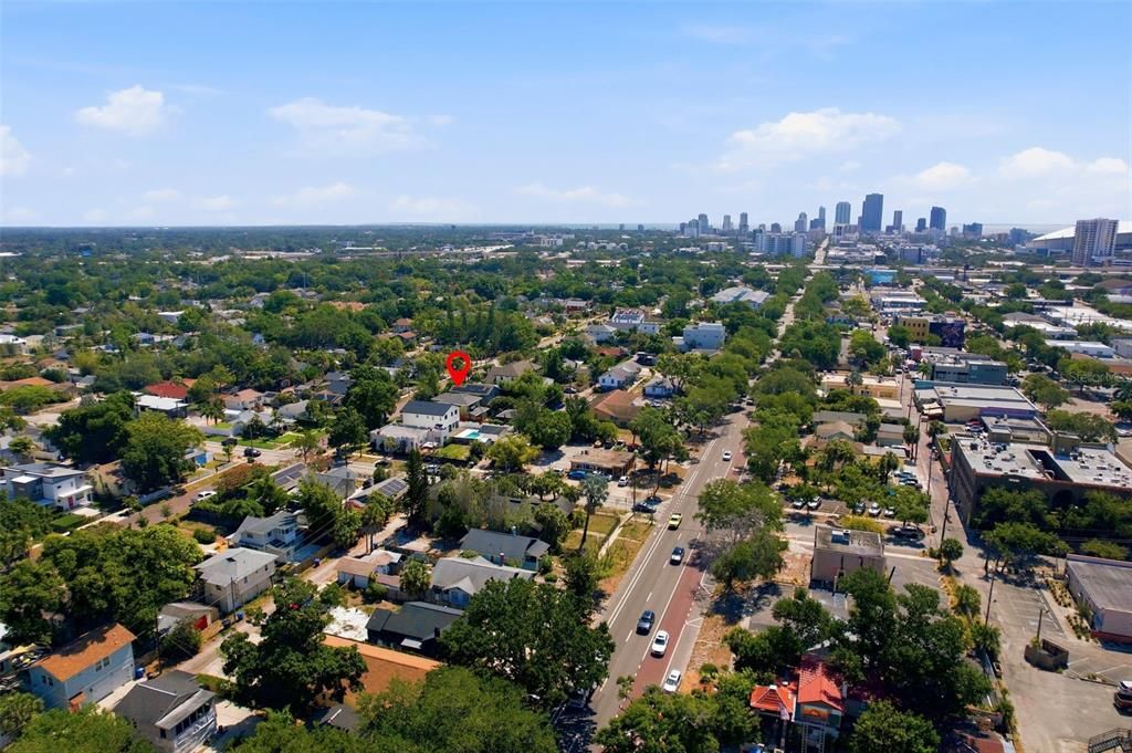 Active With Contract: $1,425,000 (4 beds, 2 baths, 2293 Square Feet)