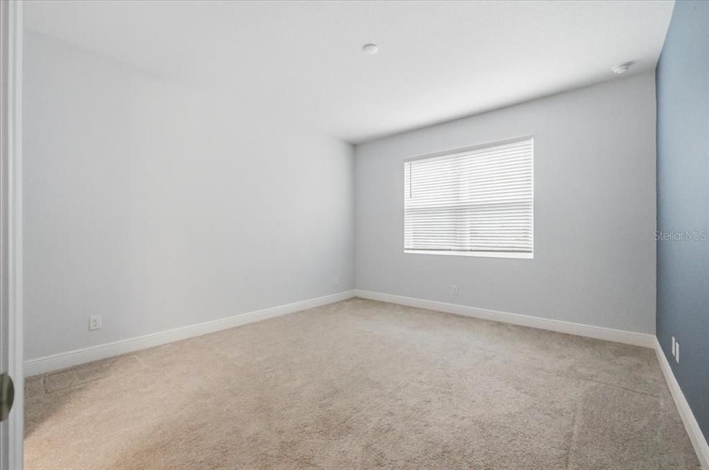 For Sale: $455,000 (4 beds, 2 baths, 2080 Square Feet)