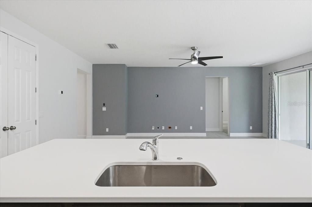 For Sale: $455,000 (4 beds, 2 baths, 2080 Square Feet)