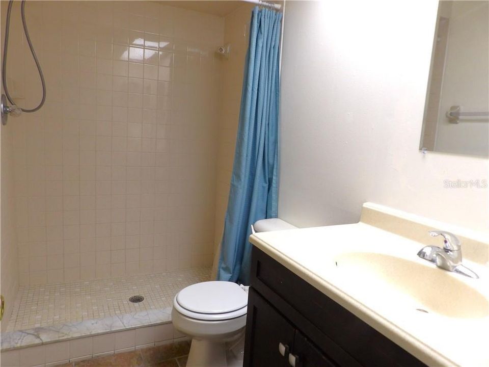 For Sale: $149,500 (2 beds, 2 baths, 1051 Square Feet)