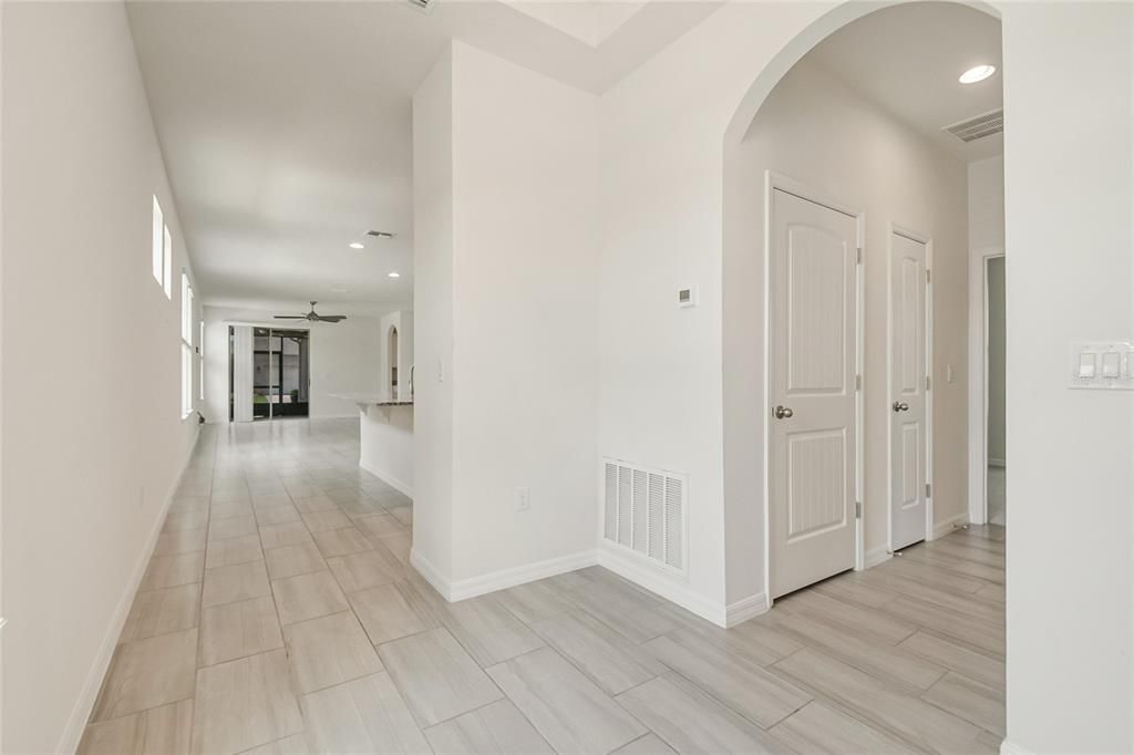 На продажу: $459,900 (3 спален, 2 ванн, 1705 Квадратных фут)