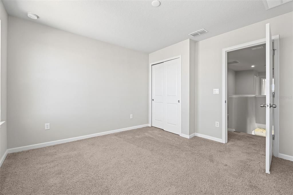 В аренду: $2,450 (3 спален, 2 ванн, 1747 Квадратных фут)