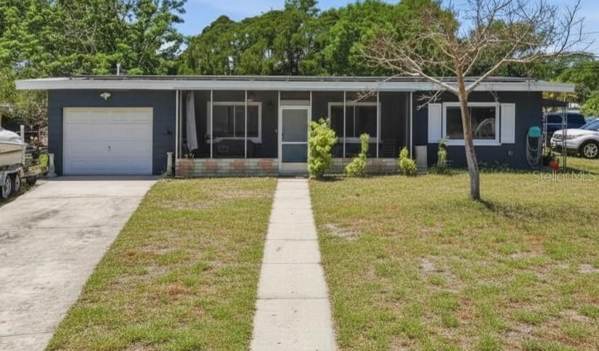 For Sale: $419,000 (4 beds, 2 baths, 1571 Square Feet)