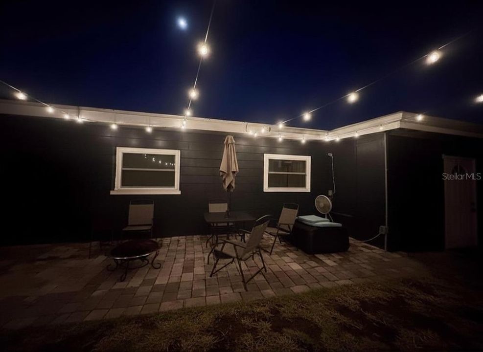For Sale: $419,000 (4 beds, 2 baths, 1571 Square Feet)