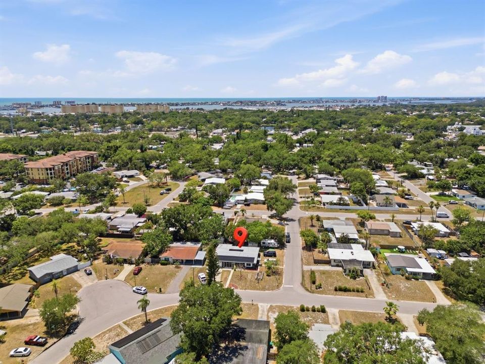 For Sale: $419,000 (4 beds, 2 baths, 1571 Square Feet)
