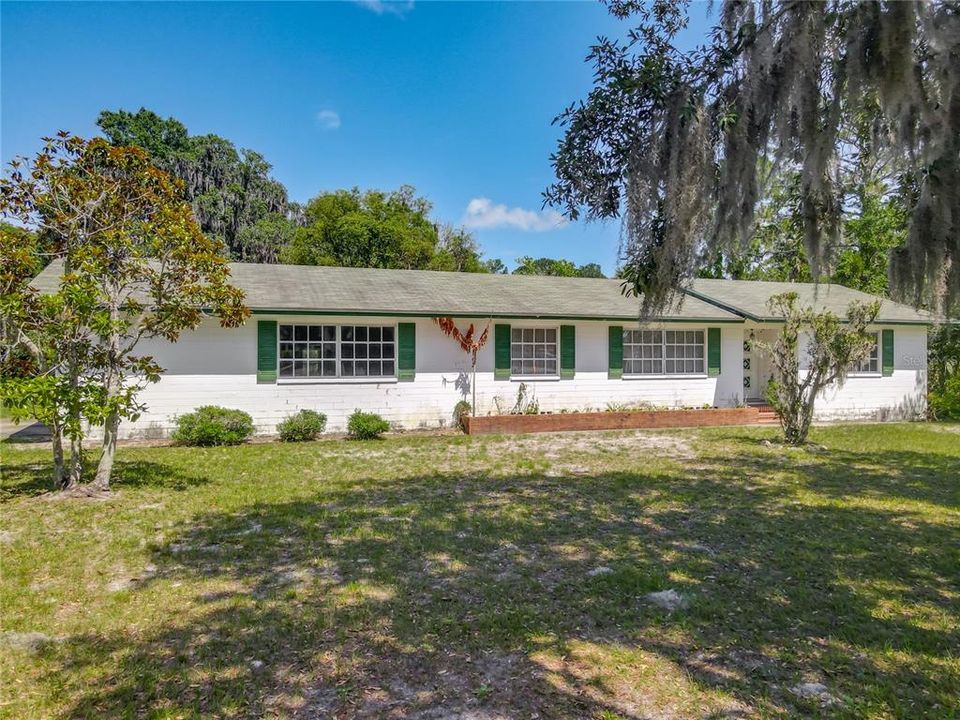 For Sale: $549,900 (3 beds, 2 baths, 1460 Square Feet)